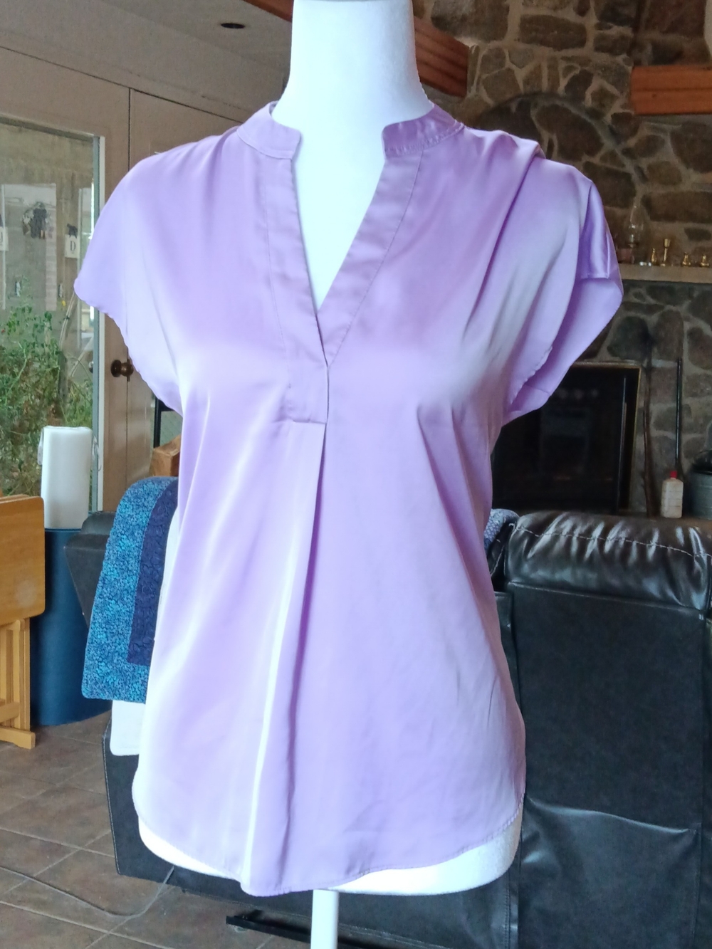 RACHEL Rachel Roy Lavender Split V-Neck Blouse